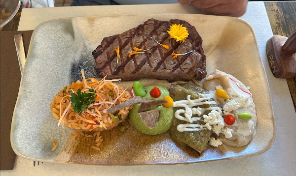 Restaurant Milpan à Fontainebleau, France