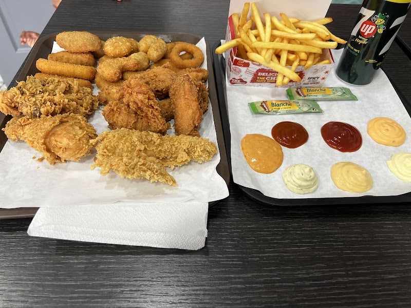 Restaurant MKS Trappes Chicken à Trappes, France