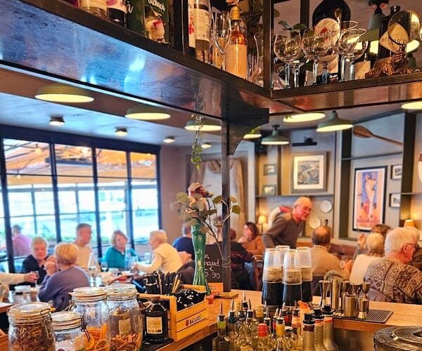 Restaurant Monsieur Moulinot à Issy-les-Moulineaux, France