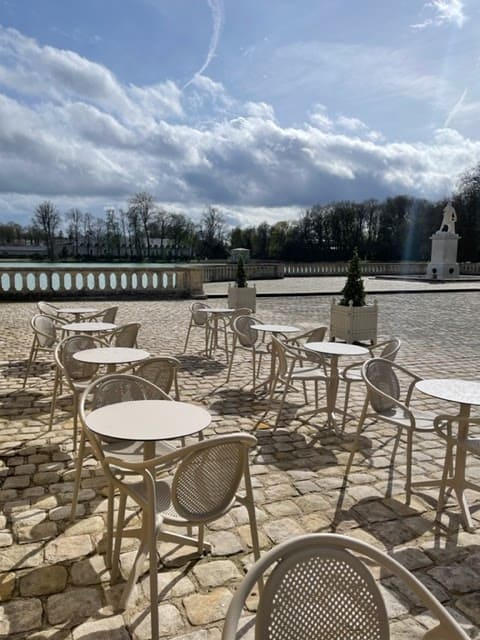 MONUMENT CAFE FONTAINEBLEAU- RESTAURANT DU CHATEAU DE FONTAINEBLEAU à Fontainebleau, France