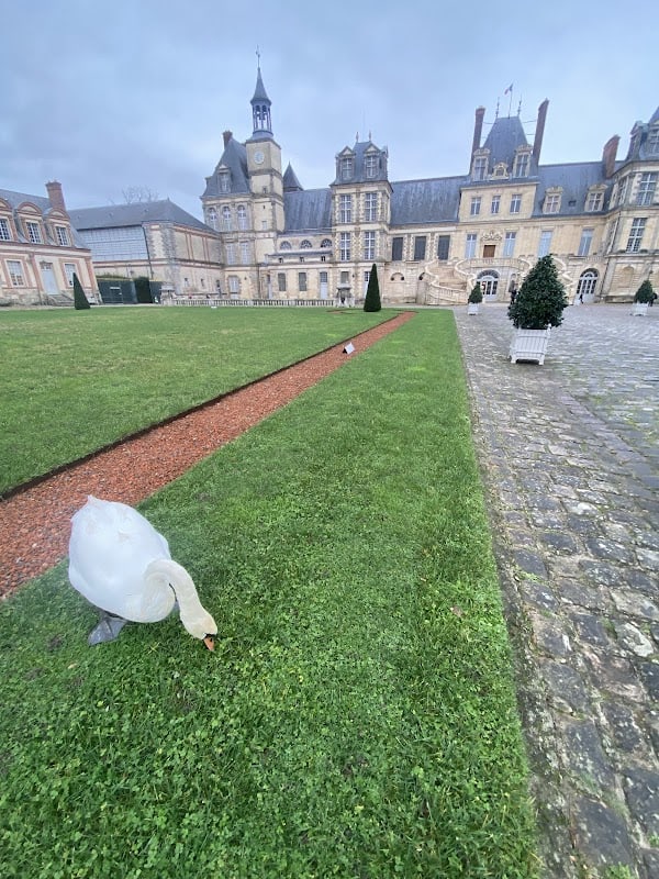 MONUMENT CAFE FONTAINEBLEAU- RESTAURANT DU CHATEAU DE FONTAINEBLEAU à Fontainebleau, France