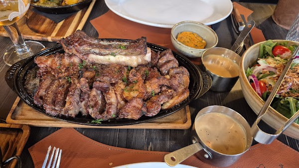 Restaurant Moon Shiners à Dunkerque, France