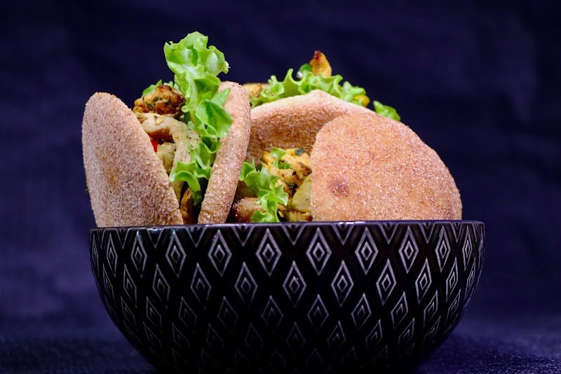 Restaurant Morocool à Mantes-la-Jolie, France