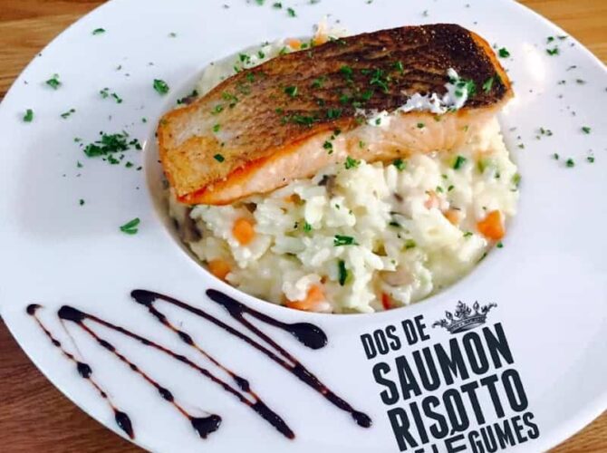 Restaurant Moustache à Esch-sur-Alzette, Luxembourg