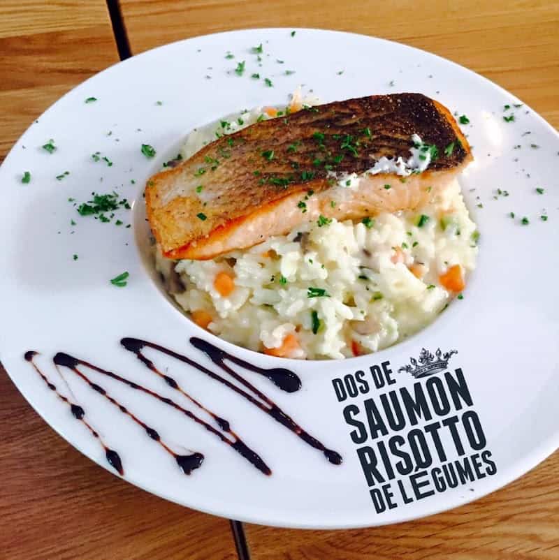 Restaurant Moustache à Esch-sur-Alzette, Luxembourg