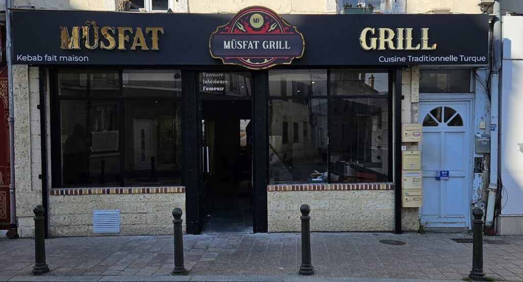 Restaurant Müsfat Grill à Meaux, France
