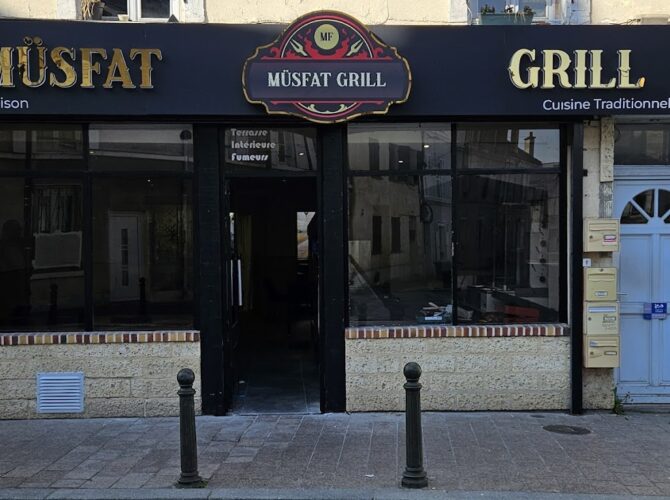 Restaurant Müsfat Grill à Meaux, France