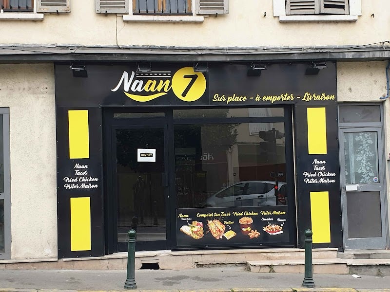 Restaurant Naan 7 à Corbeil-Essonnes, France