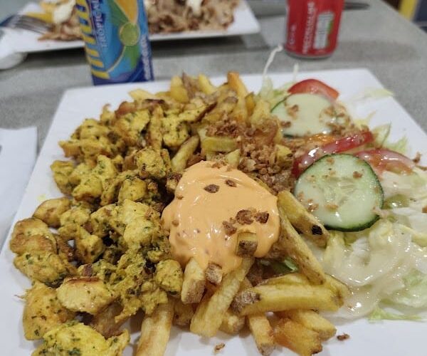 Restaurant Naan kebab à Vic-en-Bigorre, France