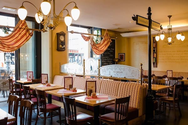 Nante-Eck | Restaurant Berlin Mitte à Berlin, Allemagne