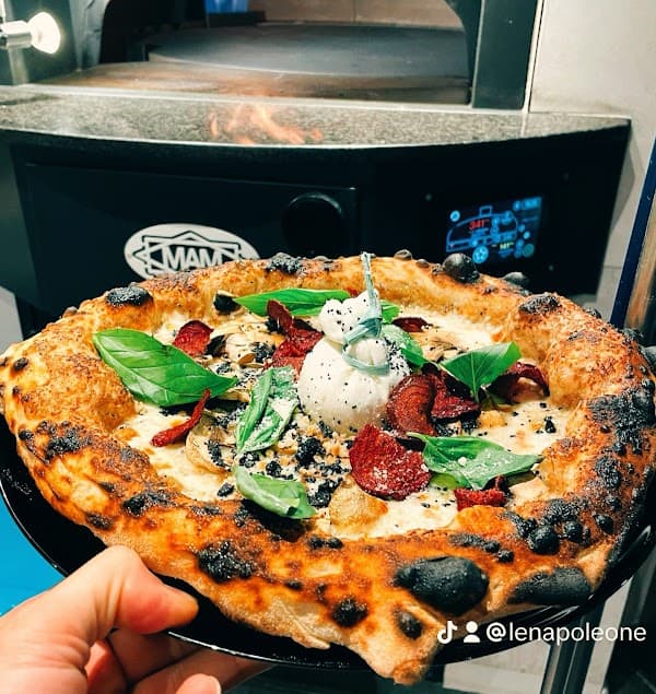 Restaurant Napoleone Pizzeria à Montélimar, France