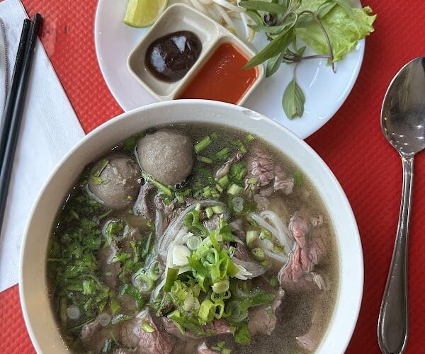 Restaurant NHA TRANG à Saint-Nazaire, France