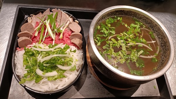 Nhu Y Restaurant à Torcy, France