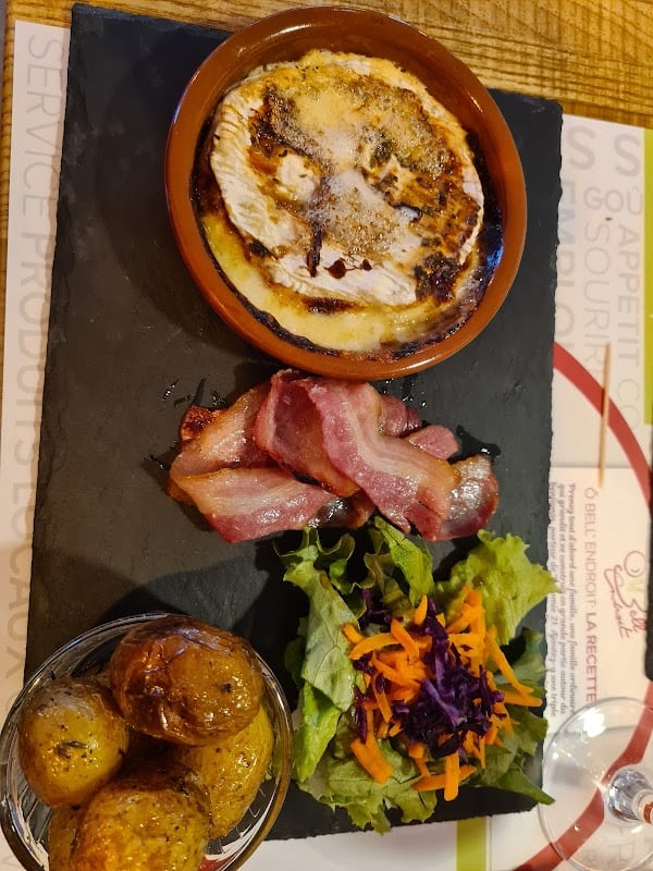 Restaurant Ô Bell’ Endroit à La Roche-sur-Yon, France