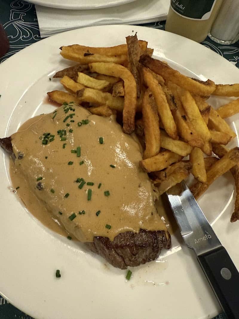 Restaurant Ô Bouillon à Champigny-sur-Marne, France