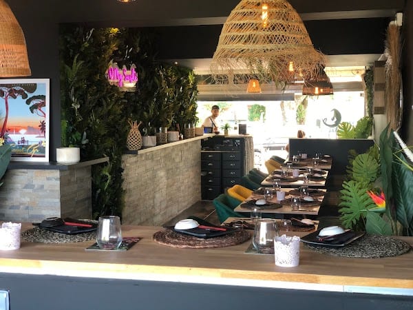 Restaurant O my sushi 83 à Saint-Cyr-sur-Mer, France