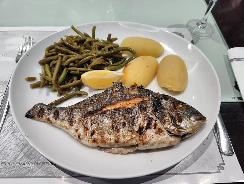 Restaurant O OCEANO à Champigny-sur-Marne, France