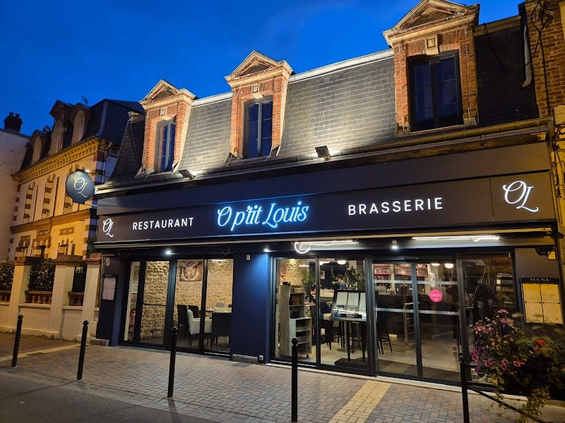 Restaurant O P’tit louis à Cabourg, France