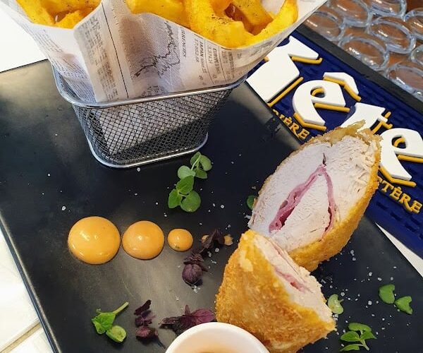 Restaurant O’ St Germain à Issy-les-Moulineaux, France