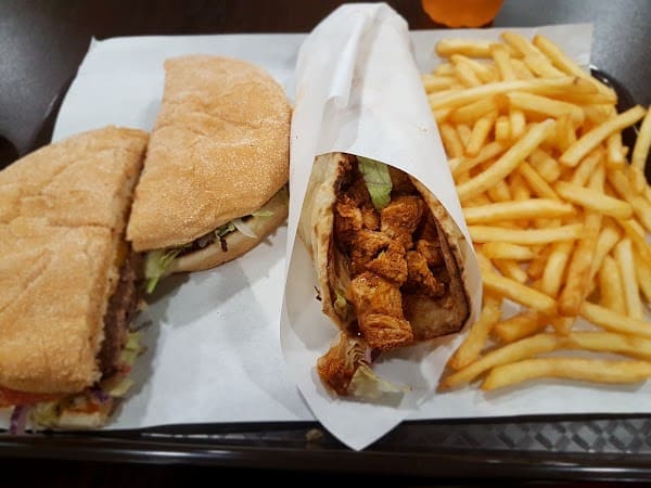 Restaurant O’Cheese Naans à Torcy, France