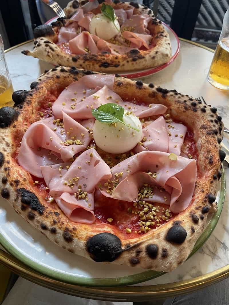 Restaurant O’Mazette à Montigny-le-Bretonneux, France