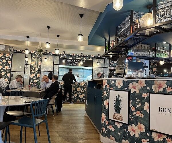 Restaurant Oscar Resto-Pub à Châtillon, France