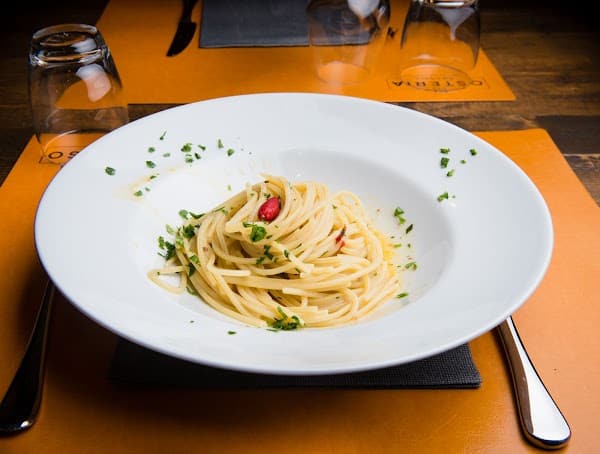 Restaurant Osteria Luci in cucina à Rome, Italie