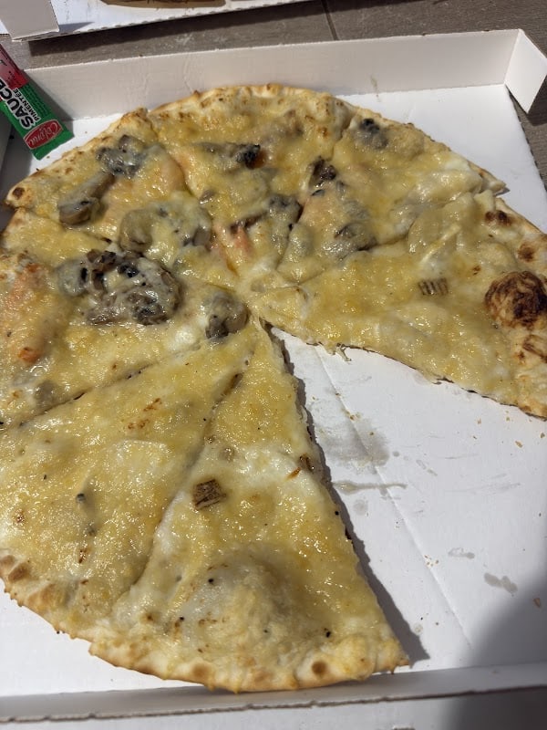 Restaurant Oye Pizza à Gimont, France