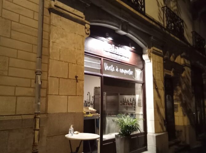 Restaurant Oyster Oyster à Nantes, France