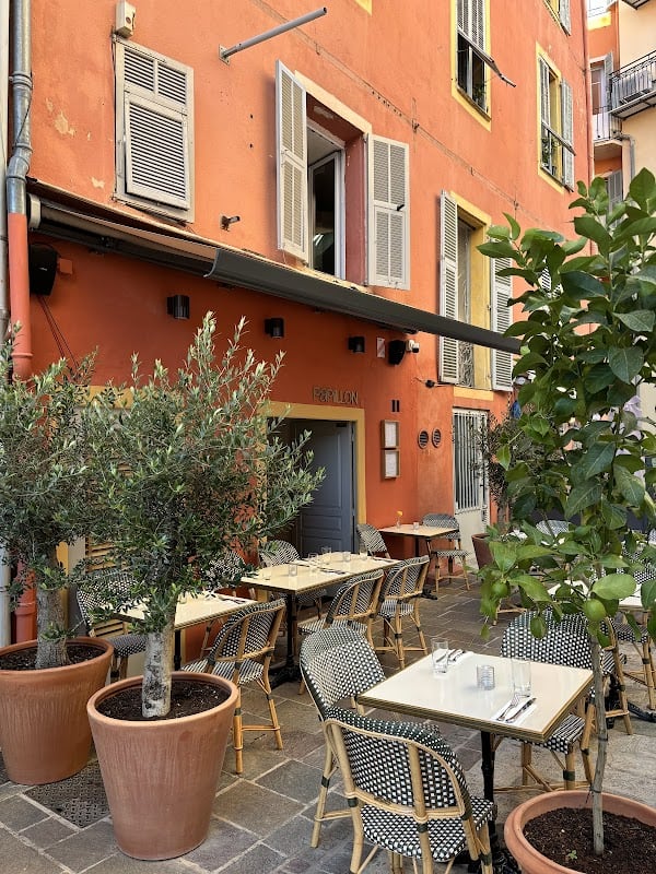 Restaurant Papillon à Villefranche-sur-Mer, France
