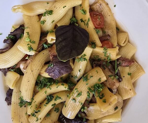 Restaurant Pasta & Tira à Salon-de-Provence, France