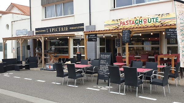 Restaurant Pastachoute & L’épicerie à Mimizan, France