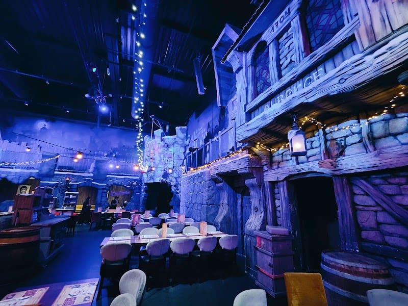 Pirates Paradise Lille | Restaurant immersif à Neuville-en-Ferrain, France