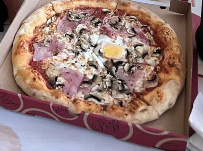 Restaurant Pizza Bruno La Londe-les-Maures à La Londe-les-Maures, France