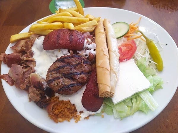 Restaurant Pizza Et Kebab Chez Nous à Sarreguemines, France