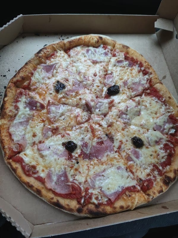 Restaurant Pizza Gallucci à Bouc-Bel-Air, France