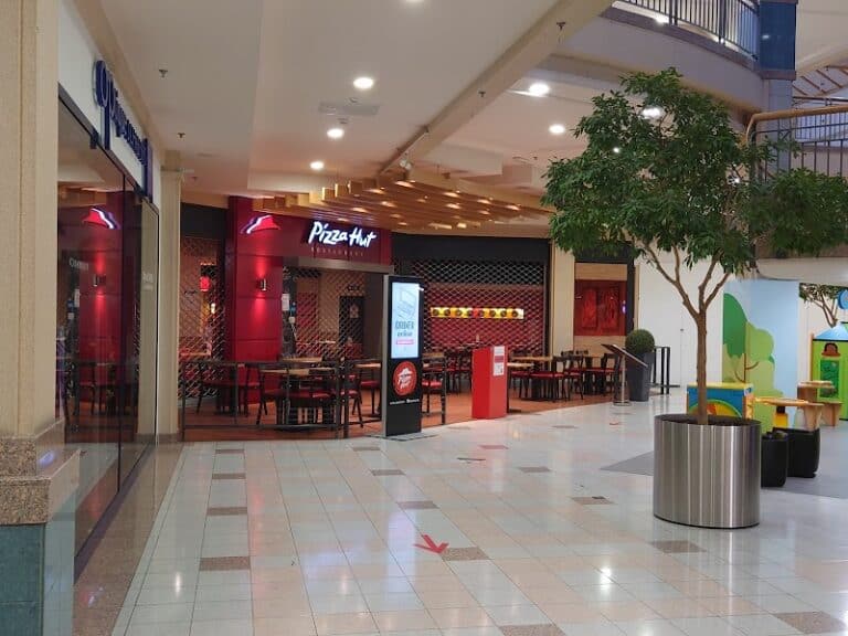 Restaurant Pizza Hut à Mersch, Luxembourg — photo 1