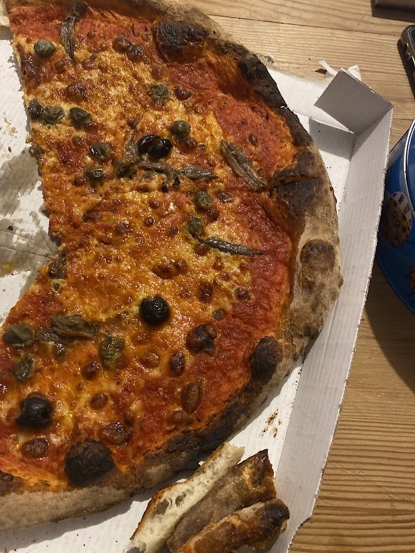 Restaurant Pizza Napoli au Feu de Bois – Savigny-sur-Orge à Savigny-sur-Orge, France
