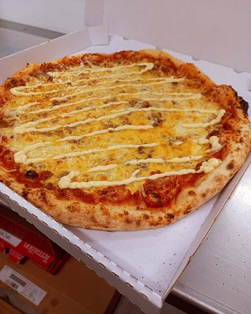 Restaurant pizza O’5B à Mallemort, France