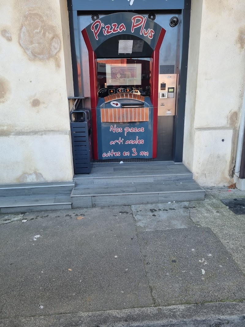 Restaurant Pizza Plus à Decazeville, France
