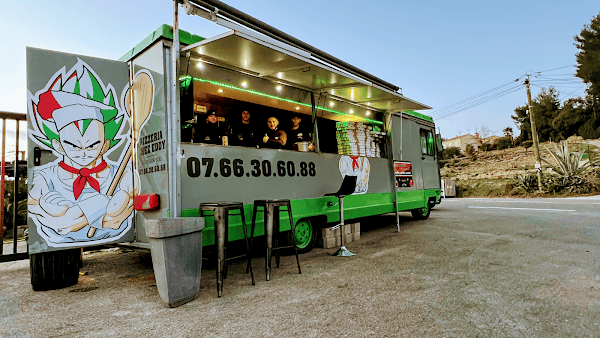 Restaurant Pizzeria Chez Eddy SAINT CYR SUR MER à Saint-Cyr-sur-Mer, France