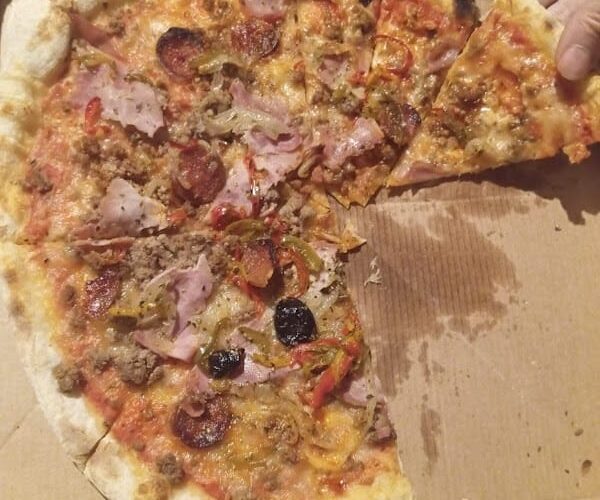 Restaurant Pizzeria La STRADA à Aubenas, France