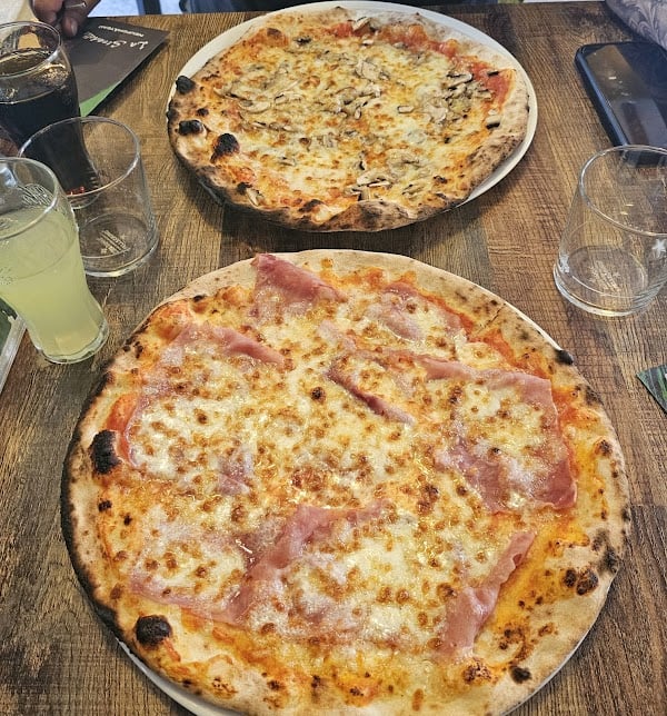 Restaurant Pizzeria La Stradella – Neufchâteau à Neufchâteau, Belgique