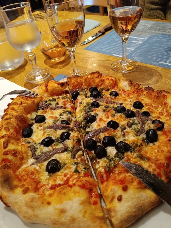 Restaurant Pizzéria Romagnola à Doubs, France