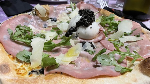 Restaurant PIZZERIA-TAPAS PONTE LOCO MACON à Mâcon, France