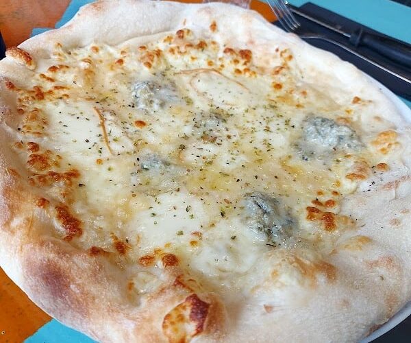 Restaurant PIZZERIA-TAPAS PONTE LOCO MACON à Mâcon, France