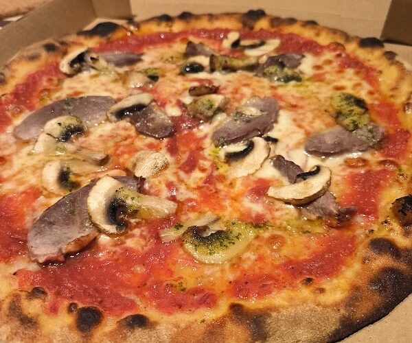 Restaurant Pizzeria Zaza Napoli à Auch, France