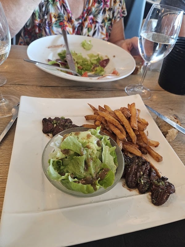 Plein Sud Restaurant à L'Isle-Jourdain, France