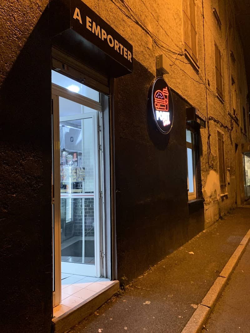 Restaurant Point Drive Corbeil Essonnes 91 à Corbeil-Essonnes, France