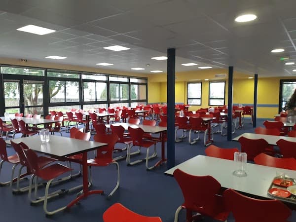Restaurant Porcherie du Lycée de Kerneuzec à Quimperlé, France